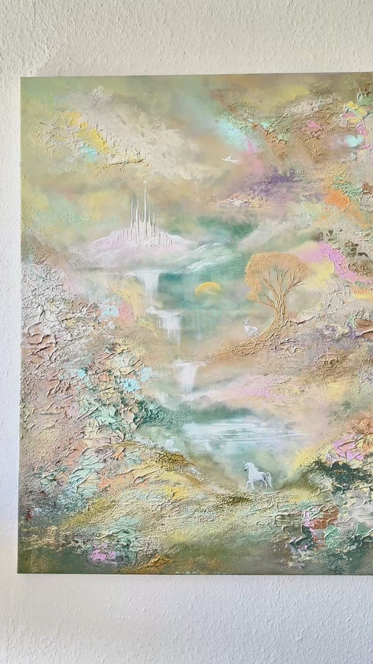 Pastellfarbenes Fantasy-Landschaftsgemälde mit Pferd, Schwan, Hirsch und Schloss – Original 80 × 100 cm